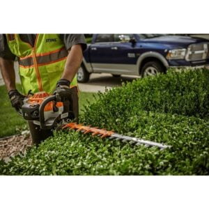 Stihl HS 82 R Benzin Heckenschneider 700W - 60 cm – Bild 3